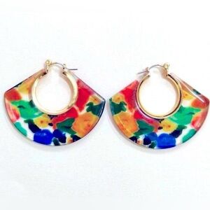 Camelie Coelho Acrylic Multicolored Hoop Earrings